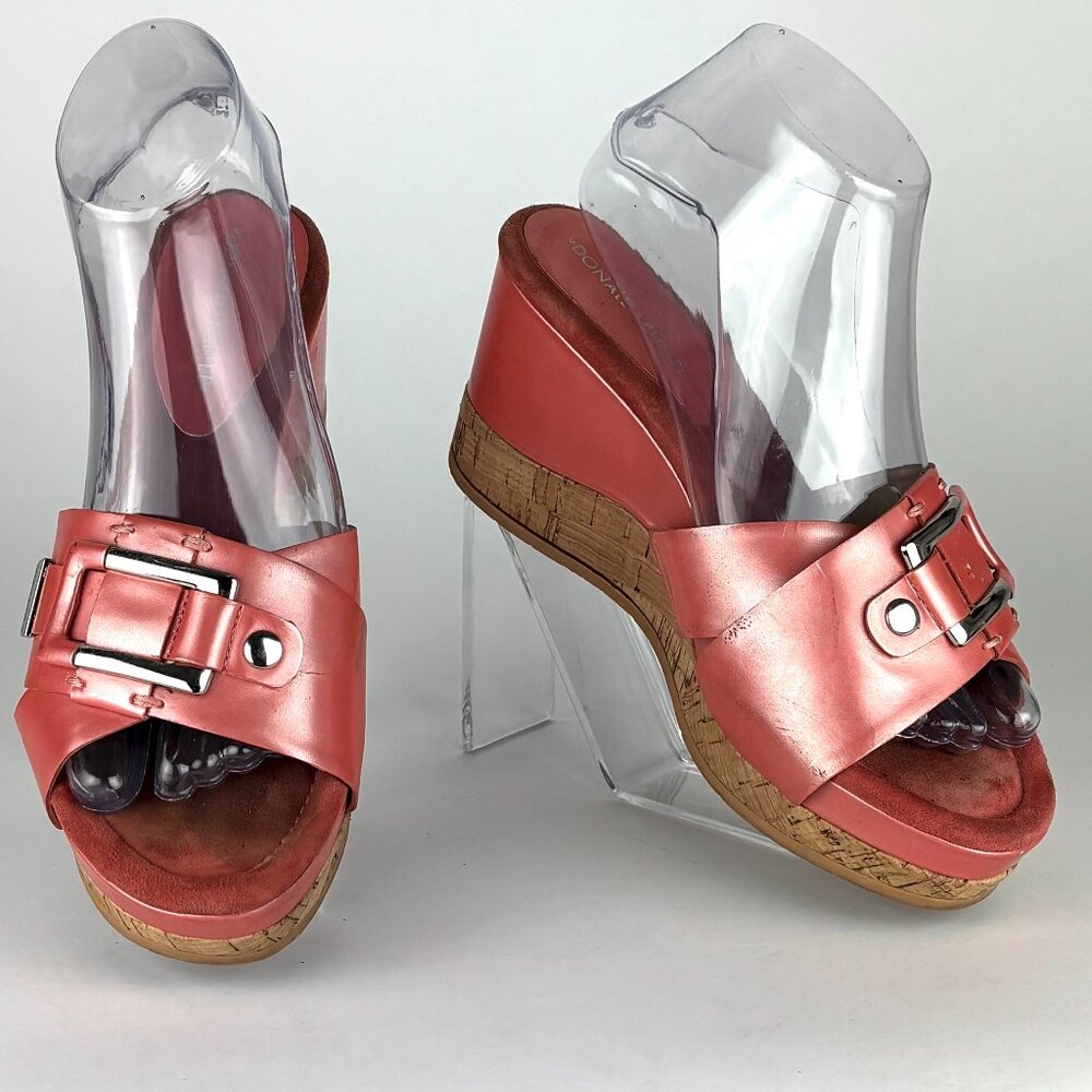 Donald Pliner Royal Coral Wedge Sandal Size 7 – Chic Buckle Slide